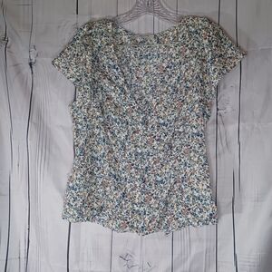 Madewll Floral V-Neck Women's Top